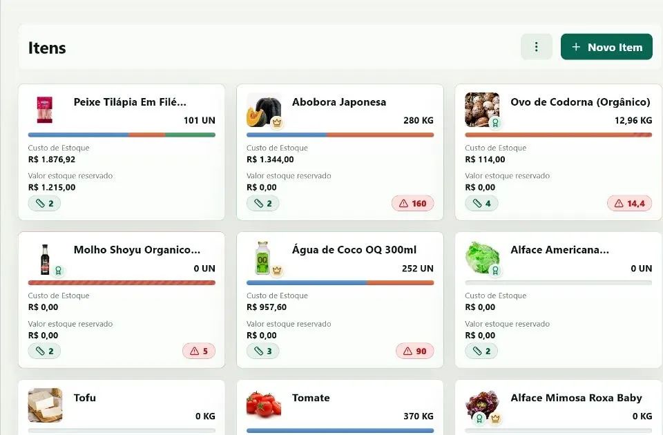 Tela operacional de compras, estoque e logística no HORTOMNIS